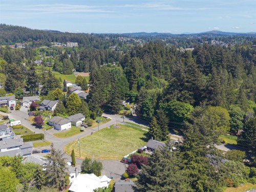 2694 Myra Pl, View Royal, BC 