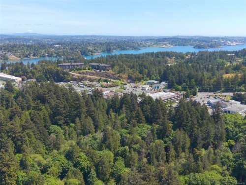 2694 Myra Pl, View Royal, BC 