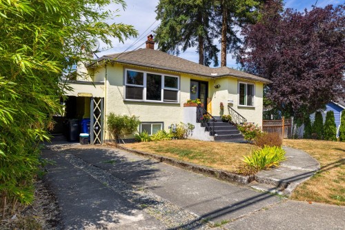 461 Howard Ave, Duncan, BC 