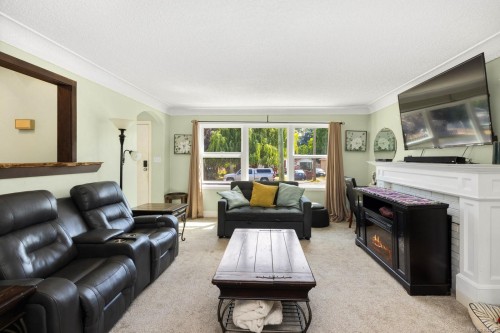 461 Howard Ave, Duncan, BC 