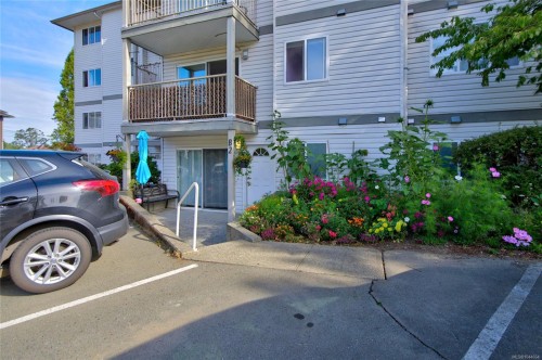#2-840 Braidwood Rd  Courtenay, BC V9N 3R9