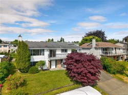 880 Galerno Rd  Campbell River, BC V9W 5J4
