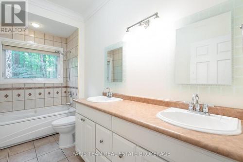 105 Copeland Creek Drive, Tiny, ON - Indoor Photo Showing Bathroom