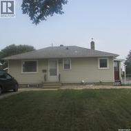 1240 10th AVENUE E  Regina, SK S4N 0J2