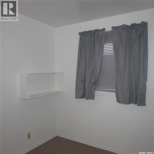 1240 10Th Avenue E, Regina, SK - Indoor Photo Showing Other Room