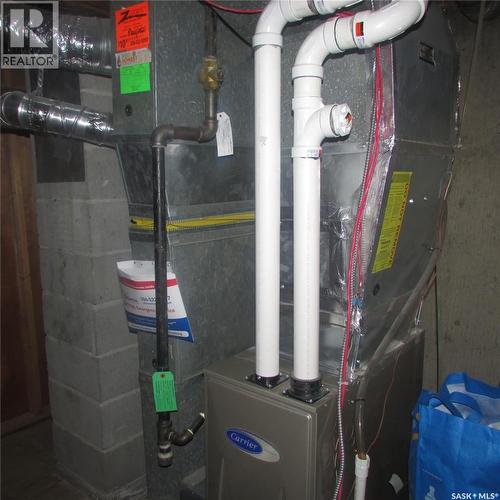 1240 10Th Avenue E, Regina, SK - Indoor Photo Showing Basement