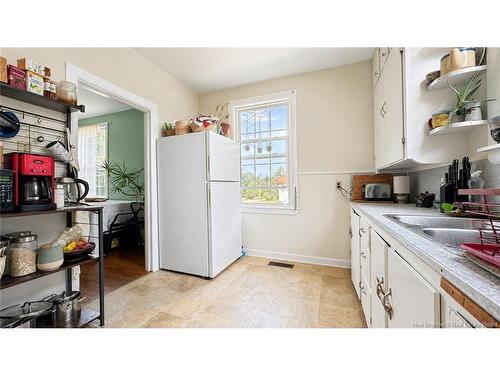 115-123 Pond Shore Rd, Sackville, NB - Indoor Photo Showing Kitchen With Double Sink