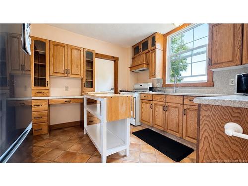 115-123 Pond Shore Rd, Sackville, NB - Indoor Photo Showing Kitchen