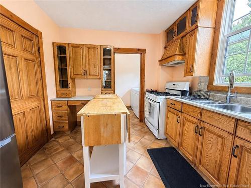 115-123 Pond Shore Rd, Sackville, NB - Indoor Photo Showing Kitchen With Double Sink