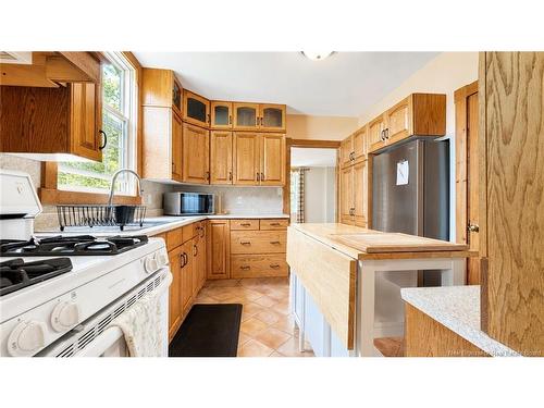 115-123 Pond Shore Rd, Sackville, NB - Indoor Photo Showing Kitchen