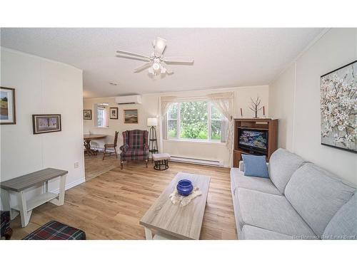 37 Kellys Dr, Fredericton, NB 