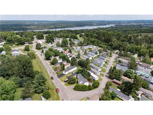 37 Kellys Dr, Fredericton, NB 