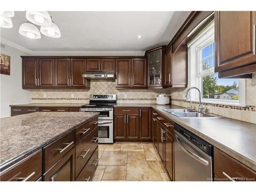 598 Evergreen Dr, Moncton, NB 