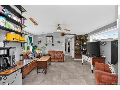 276 Zack Rd, Lutes Mountain, NB 