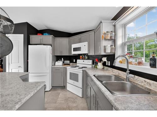 276 Zack Rd, Lutes Mountain, NB 