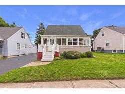 127 West LANE Moncton, NB E1C 6T8