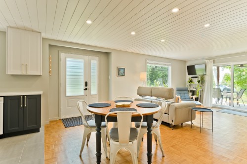 Salle à manger - 415 Ch. Aylmer, Stratford, QC - Indoor Photo Showing Dining Room