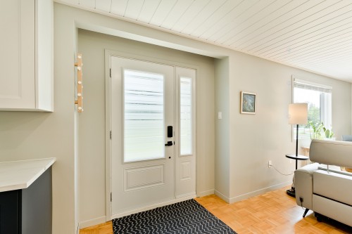 Hall d'entrée/Vestibule - 415 Ch. Aylmer, Stratford, QC - Indoor Photo Showing Other Room