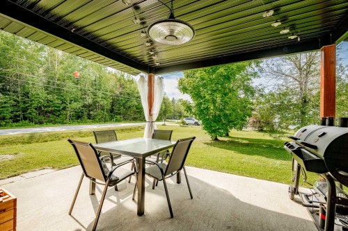 Extérieur - 415 Ch. Aylmer, Stratford, QC - Outdoor With Deck Patio Veranda