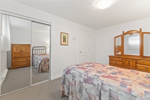 Bedroom - 113 Rue Marie-Louise-Mcgregor, Gatineau (Buckingham), QC - Indoor Photo Showing Bedroom