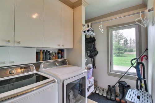 Laundry - 344 Av. De L'Église, Rouyn-Noranda, QC - Indoor Photo Showing Laundry Room