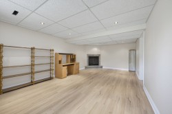 Family Room - 