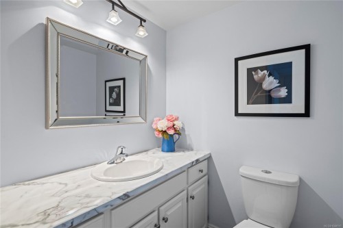 #804-33 Mt. Benson St, Nanaimo, BC - Indoor Photo Showing Bathroom