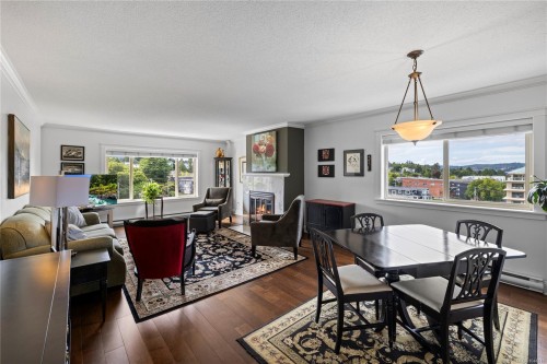 #804-33 Mt. Benson St, Nanaimo, BC - Indoor Photo Showing Dining Room