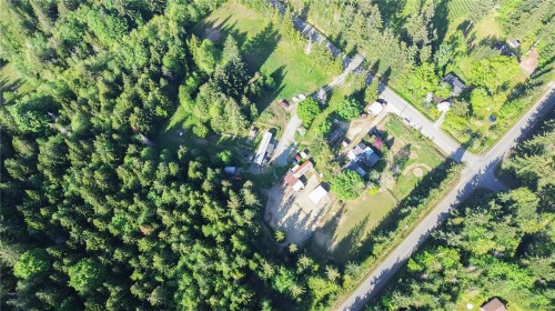 1341 Pratt Rd, Hilliers, BC 