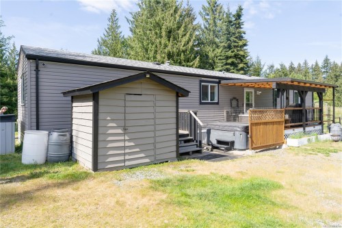 1341 Pratt Rd, Hilliers, BC 