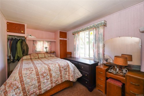 1341 Pratt Rd, Hilliers, BC 