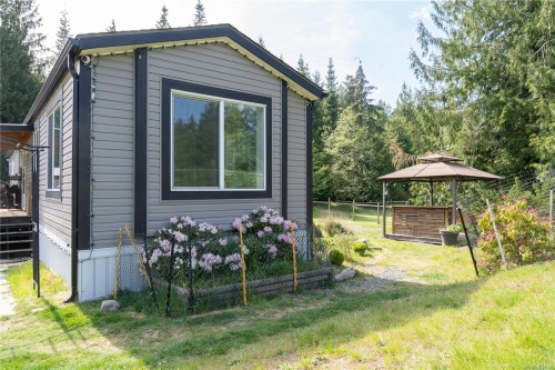 1341 Pratt Rd, Hilliers, BC 