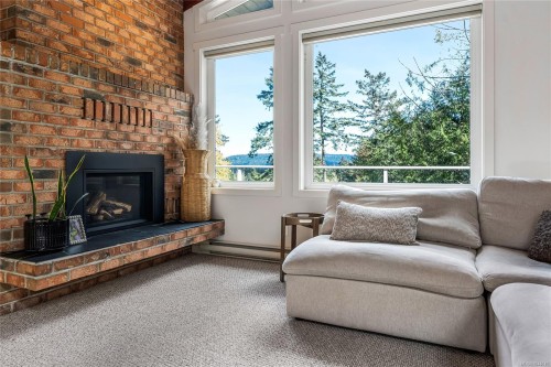 2083 North End Rd, Salt Spring, BC 