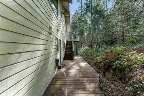 2083 North End Rd, Salt Spring, BC 