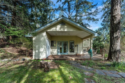 2083 North End Rd, Salt Spring, BC 