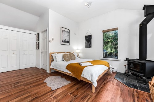 2083 North End Rd, Salt Spring, BC 