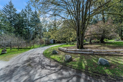 2083 North End Rd, Salt Spring, BC 