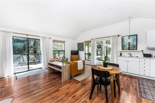 2083 North End Rd, Salt Spring, BC 