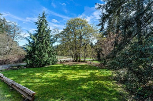 2083 North End Rd, Salt Spring, BC 