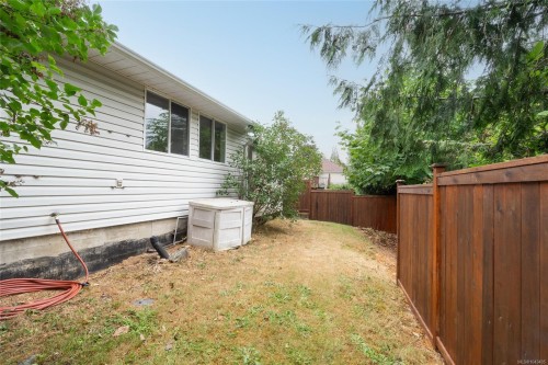 108 River Rd, Lake Cowichan, BC 