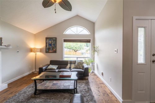 108 River Rd, Lake Cowichan, BC 