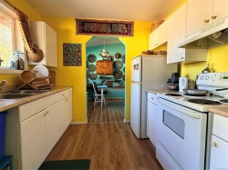 #26-745 Church St Gabriola Island, BC V0R 1X3
