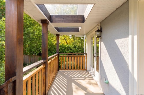 2168 Bartlett Ave, Oak Bay, BC 