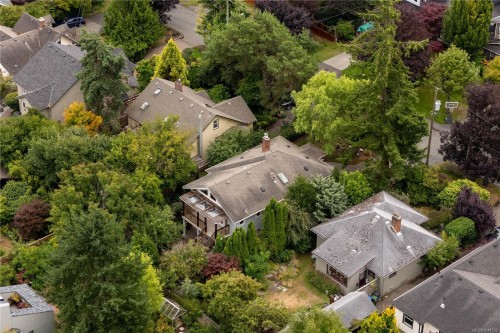 2168 Bartlett Ave, Oak Bay, BC 