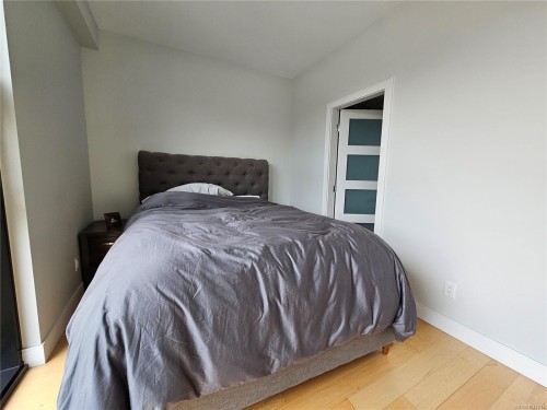 #S312-1411 Cook St, Victoria, BC - Indoor Photo Showing Bedroom