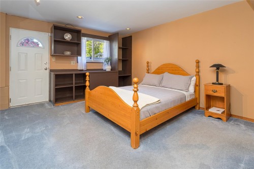 6224 Robin Way, Central Saanich, BC 