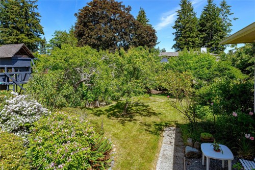 6224 Robin Way, Central Saanich, BC 