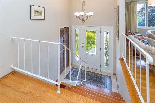6224 Robin Way, Central Saanich, BC 