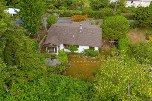 A-1143 Munro St, Esquimalt, BC 