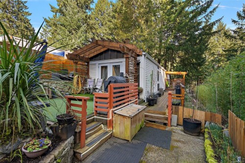 #131-2500 Florence Lake Rd, Langford, BC 